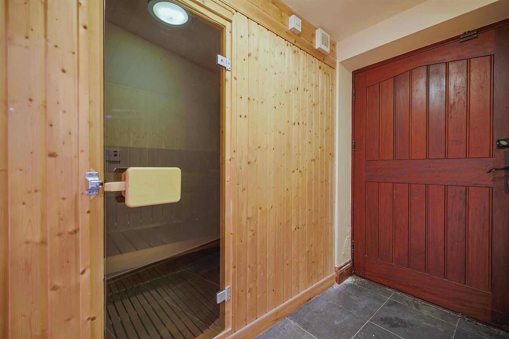 325 Gower Road, Killay, Swansea, SA2 7AE